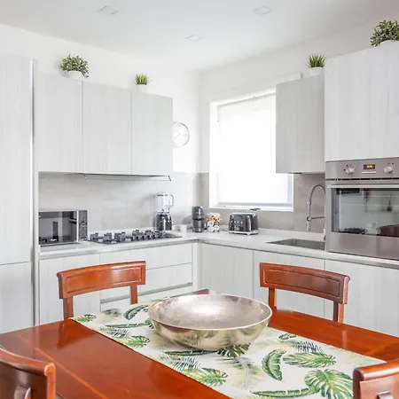 Gregory 7house Vaticano Apartman *